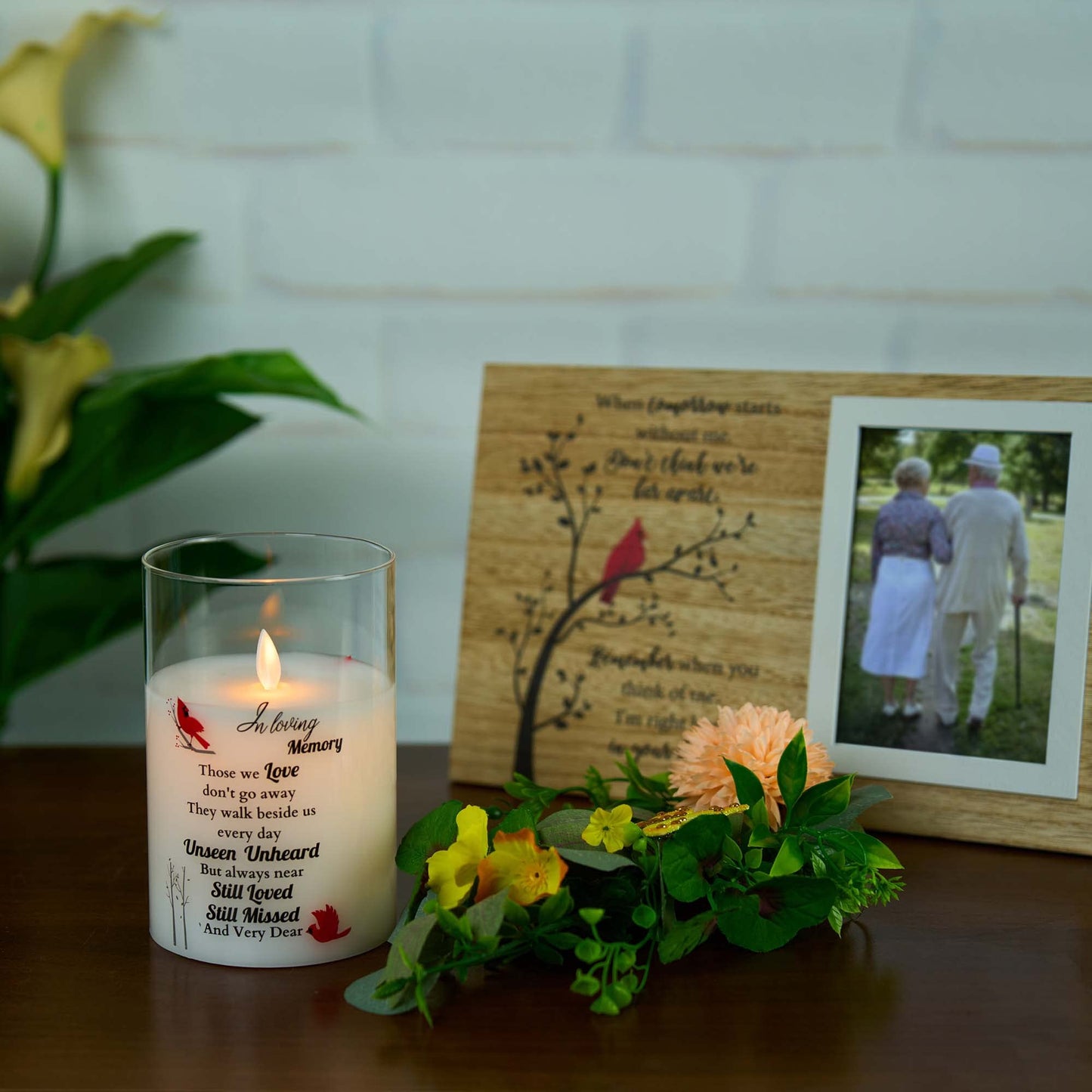 Flameless Memorial Candle, Flickering LED Light with Timer Sympathy Gift Bereavement Gifts for Loss of Loved One Memorial Gifts for Loss of Mother Loss of Father Remembrance Gifts (6" x 4")